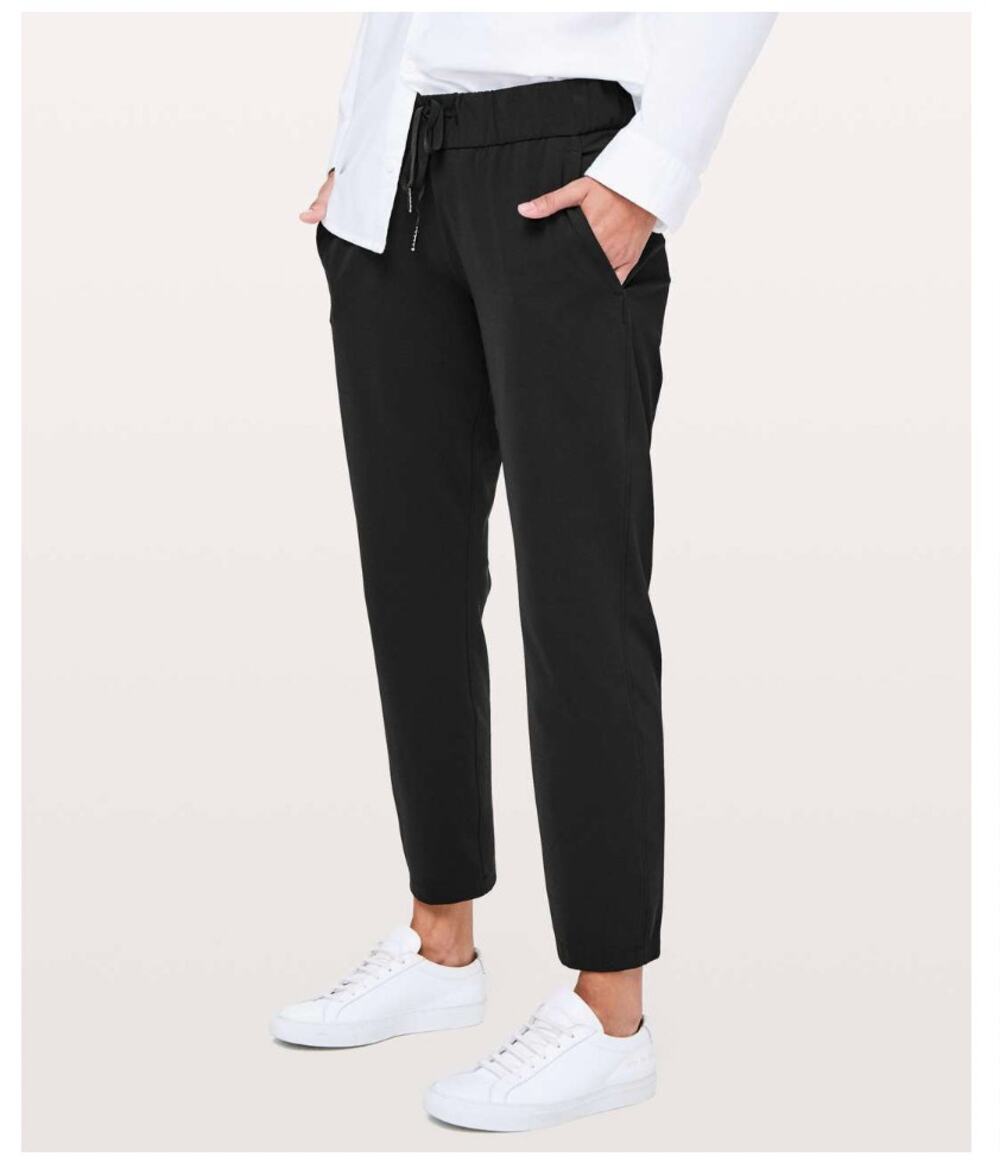 Lululemon On The Fly Pant Black Gorpcore Joggers pull-on size 4